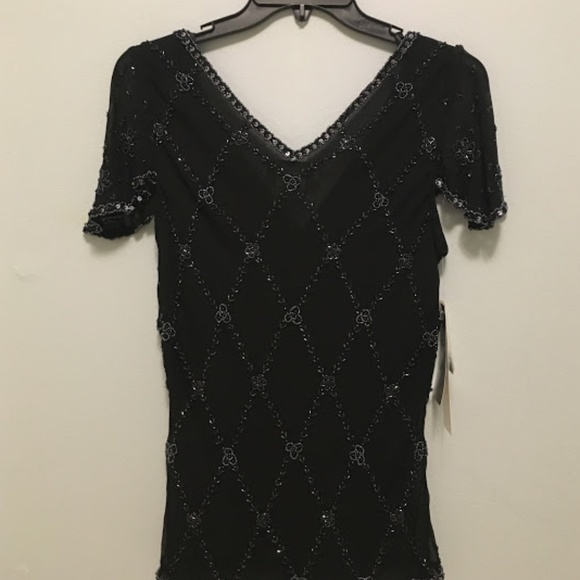 Hi, I'm selling very clean clothing &  accesories. - Picture 2 of 7